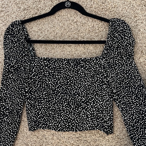 & other stories black & white polka dot top - Picture 2 of 5